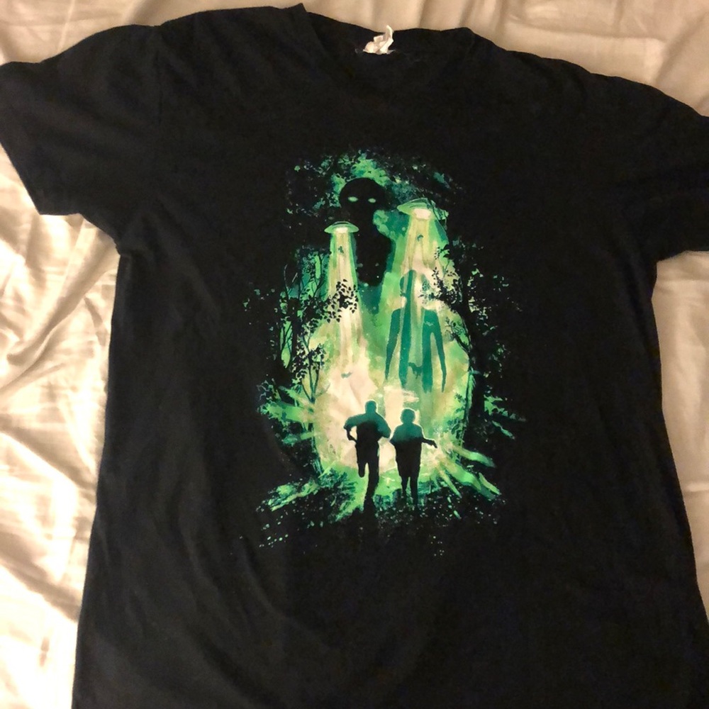 ET black shirt